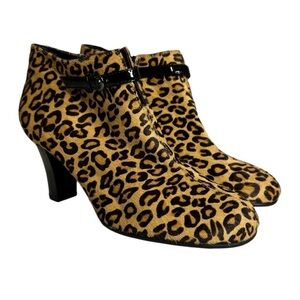 AEROSOLES Patrole Car Leopard Print Ankle Boots booties heeled boots shoes 6.5 W